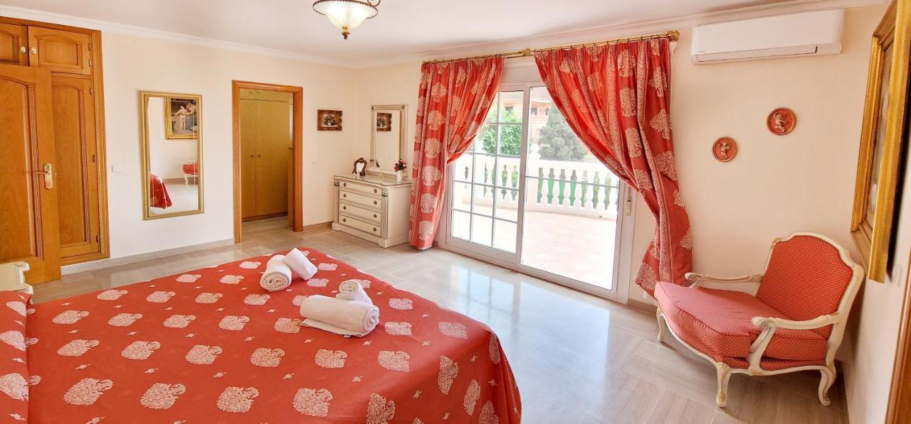 Golden Villa Costa Del Sol - Big Private Pool - Bbq - Good Location Fuengirola Exterior foto